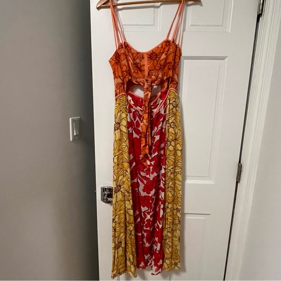 Reiss Isla Cut Out Dress - Size 6 - Floral Red Orange Yellow - Picture 10 of 10